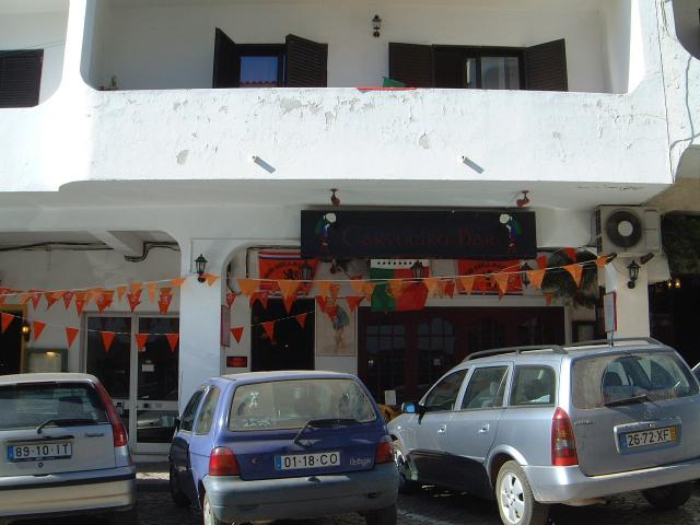 gal/Newsletters/July_2004/Carvoeiro Bar.jpg